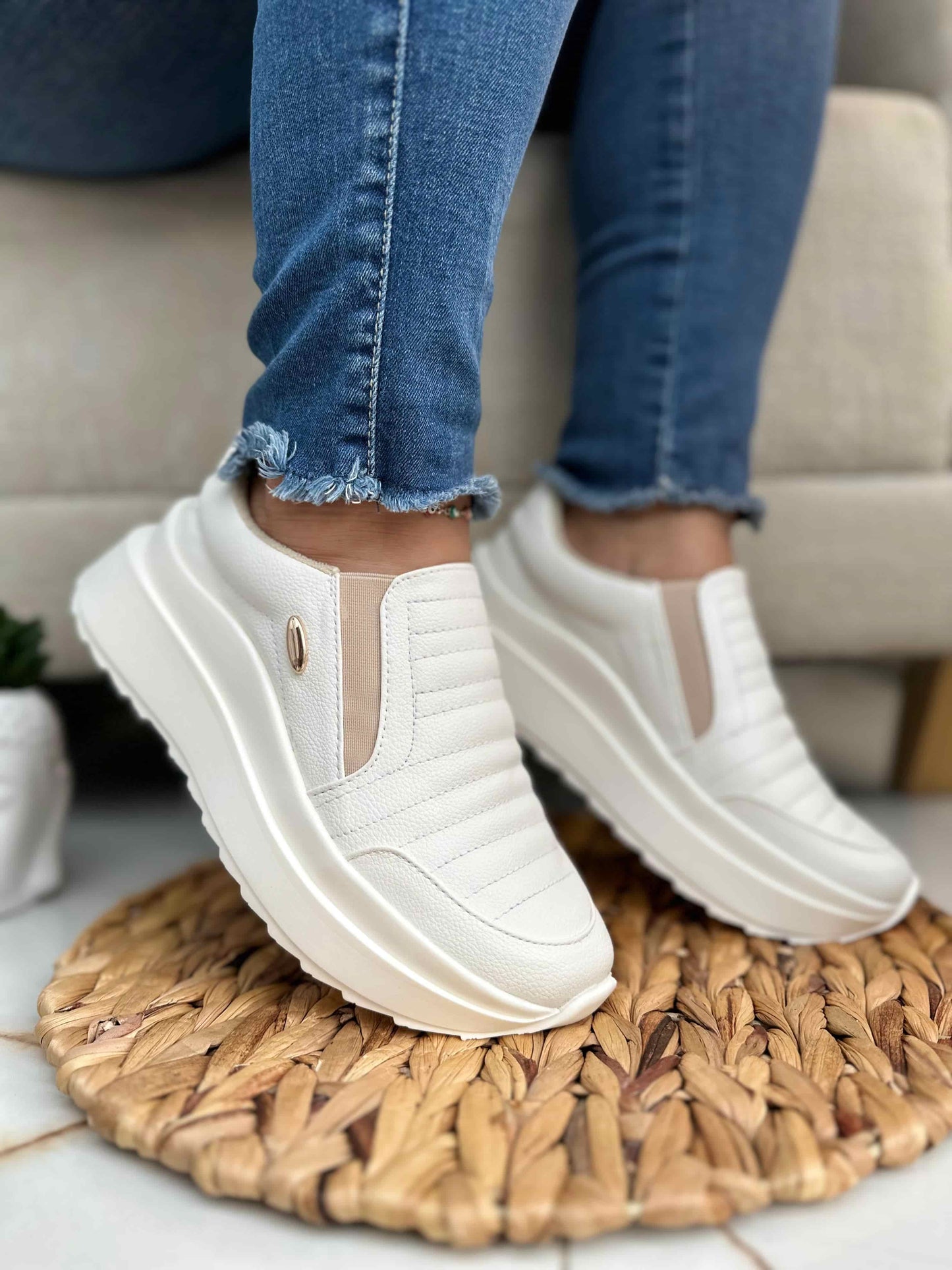 Tennis Altessa®   — Luce más alta sin tacones y camina como una reina👑