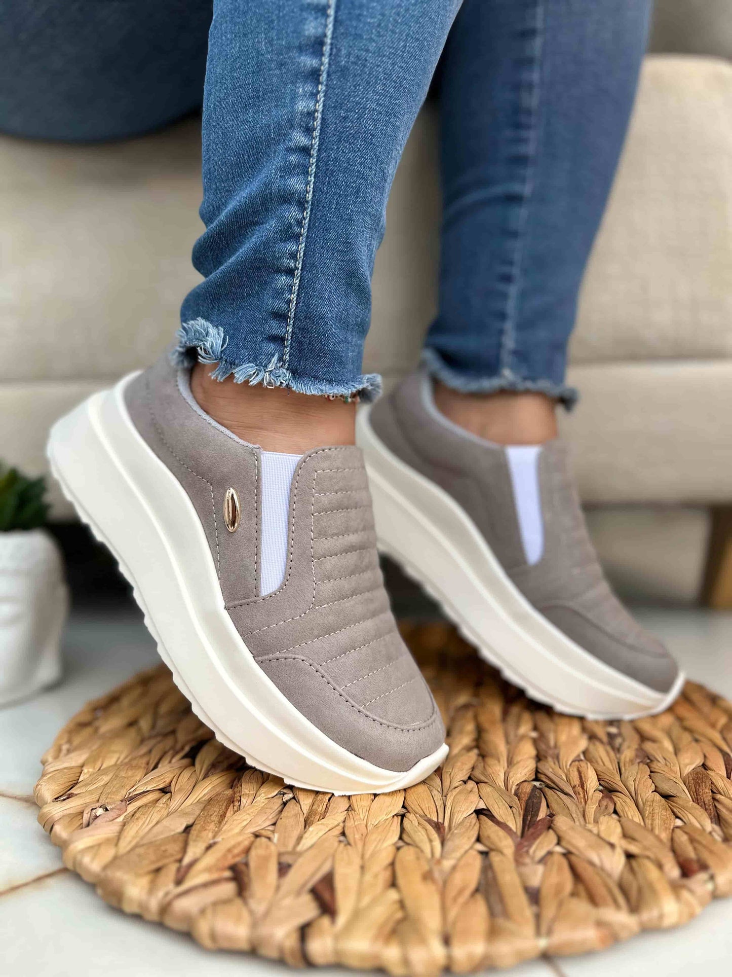 Tennis Altessa®   — Luce más alta sin tacones y camina como una reina👑